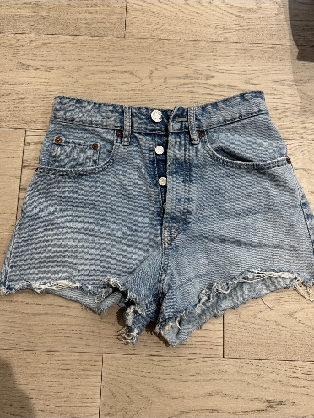 Zara High-Waist Light Blue Denim Cutoff Shorts euro 34 US size 2